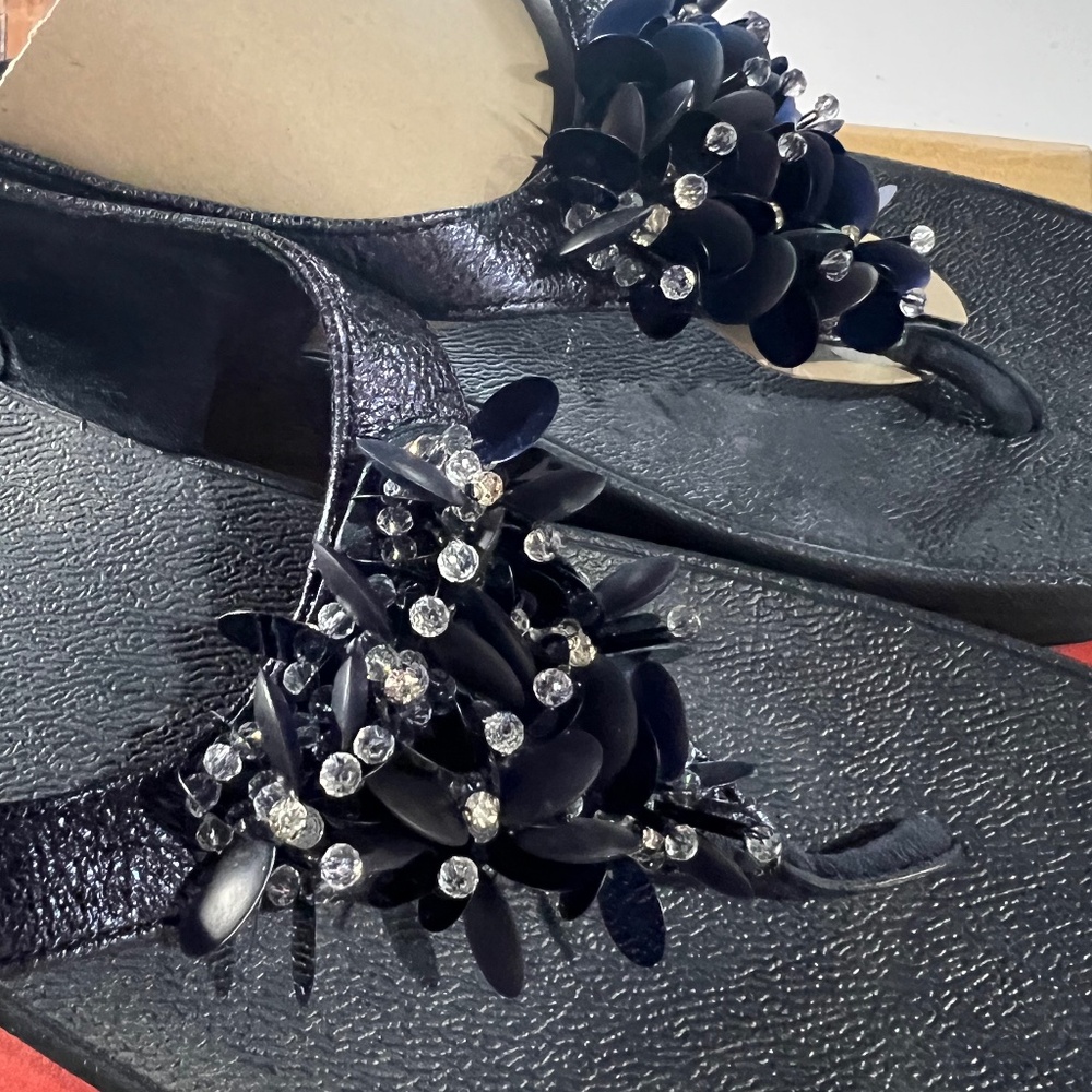 NWT Fitflop, leather back strap sandal  size 9